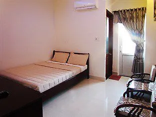 Aloha Hotel Da Nang 2*,